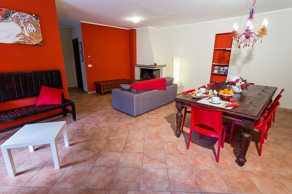 B&B La Giostra Di Foligno Buitenkant foto